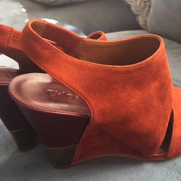 Suede Chloe wedges NWOT 37 - Picture 5 of 8
